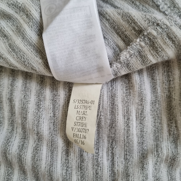 GAP Men's Stripe Gray blend thermal T-Shirt Size S - Picture 9 of 10